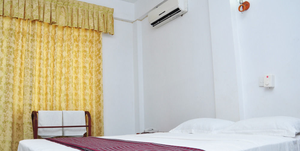 Oyo 290 Night Station Hotel Panadura Dış mekan fotoğraf
